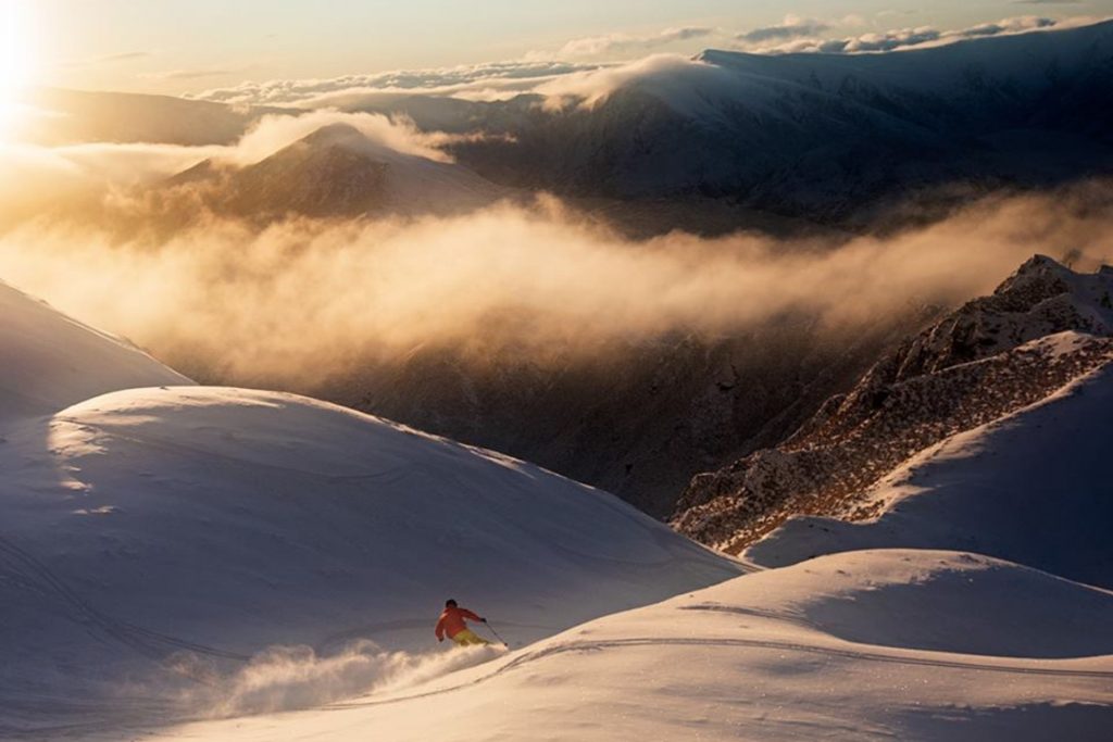 Wer außergewöhnliches Freeriden sucht, kommt an den Coronet Peak in Queenstown nicht vorbei. | ©Coronet Peak