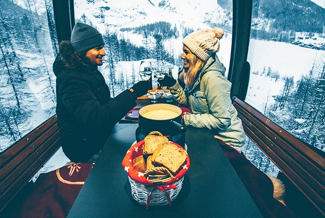 Fondue Gonala©Saastal Tourismus AG-Finnegan Laver